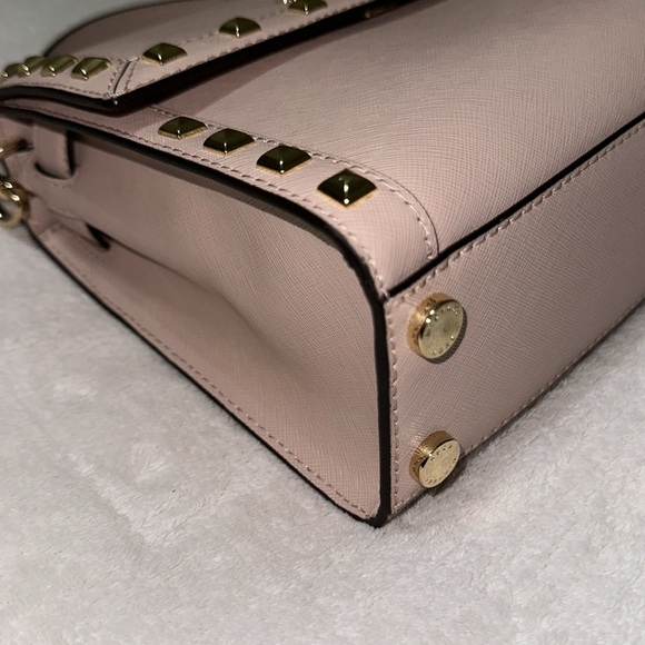 🌟Michael Kors🌟 studded handbag pink - Picture 6 of 15